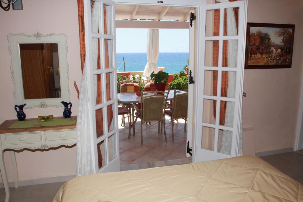 Aristotelis-Nikos Paramonas Studios Paramonas (Corfu) Quarto foto